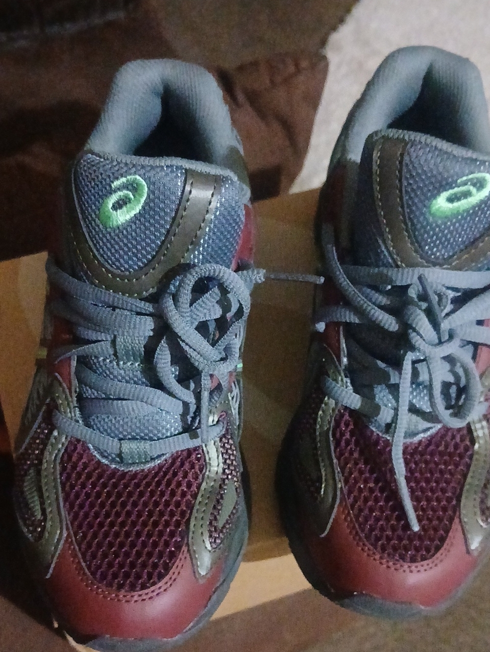 ASICS - Picture 4 of 7